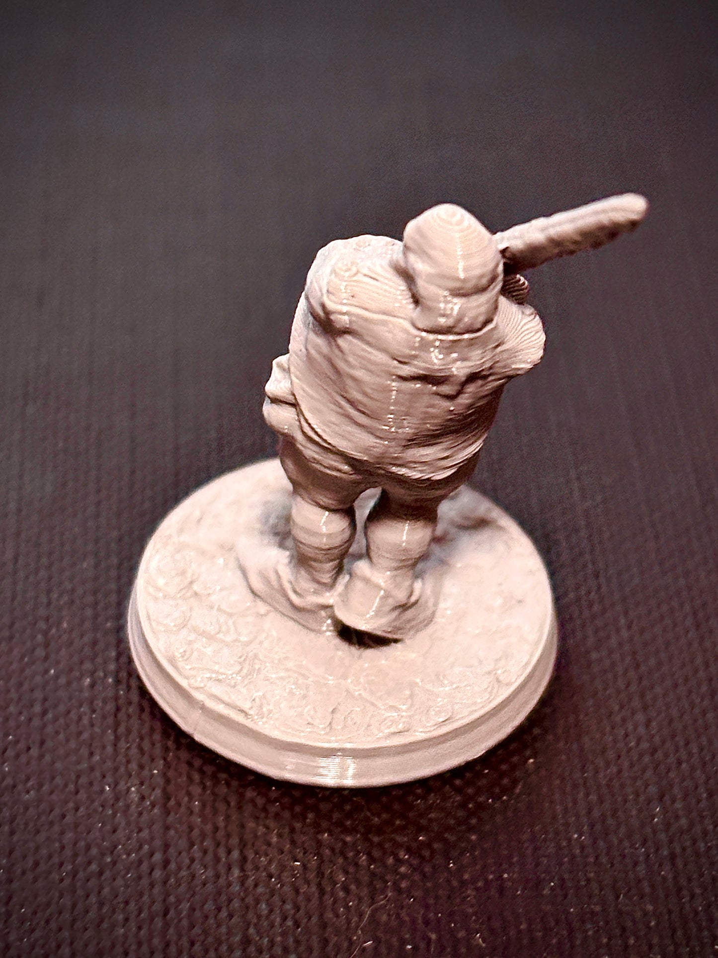 Aventureiro Fora de Forma - Vista traseira