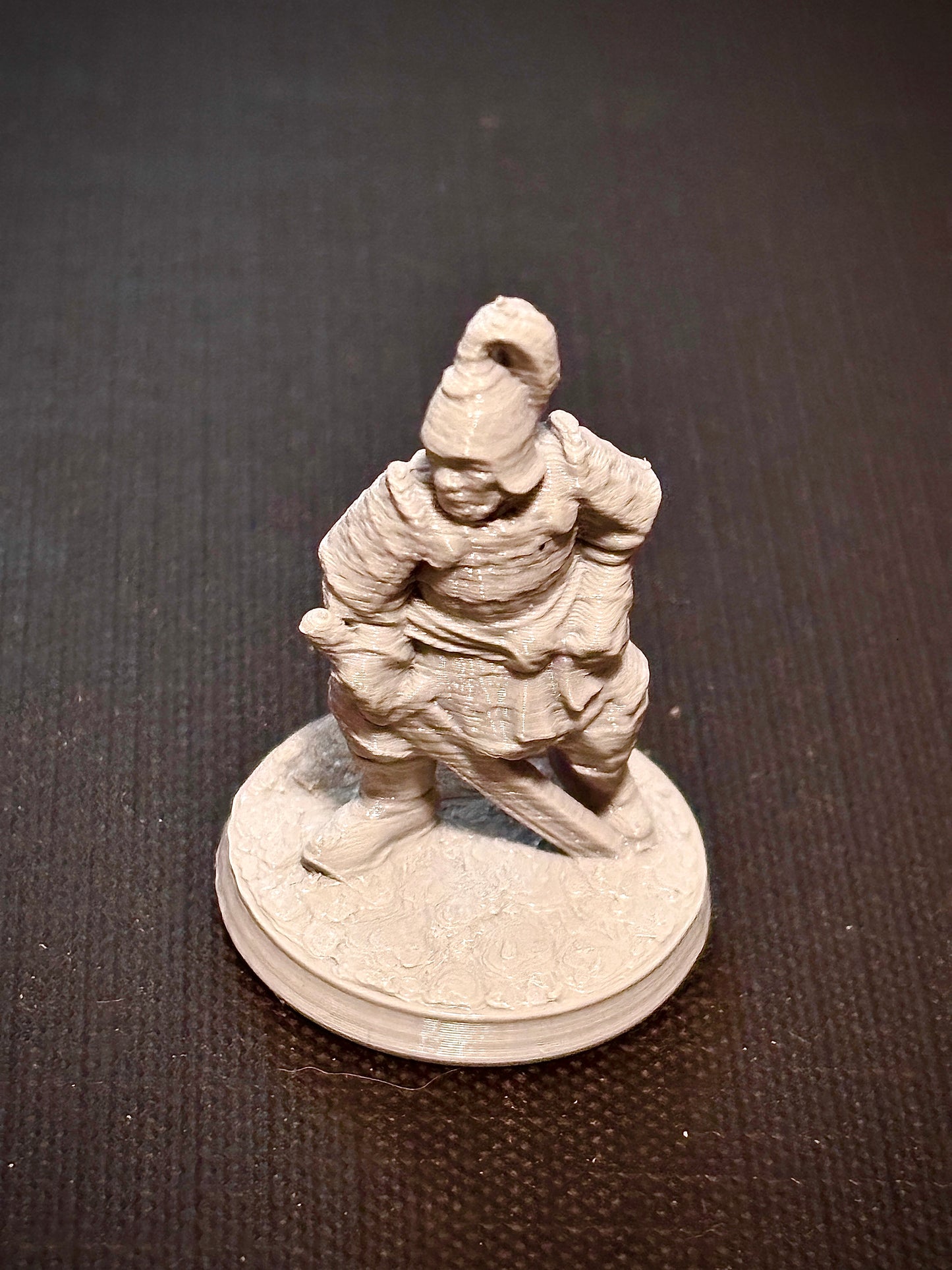 Espadachin Oriental de Armadura - Vista frontal