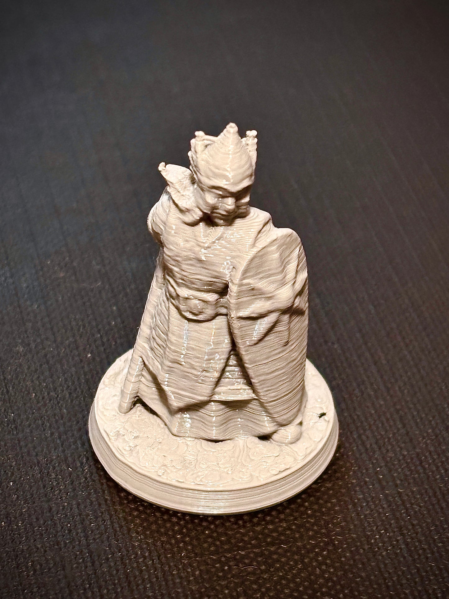 Elfa Cavaleira de Escudo - Vista frontal