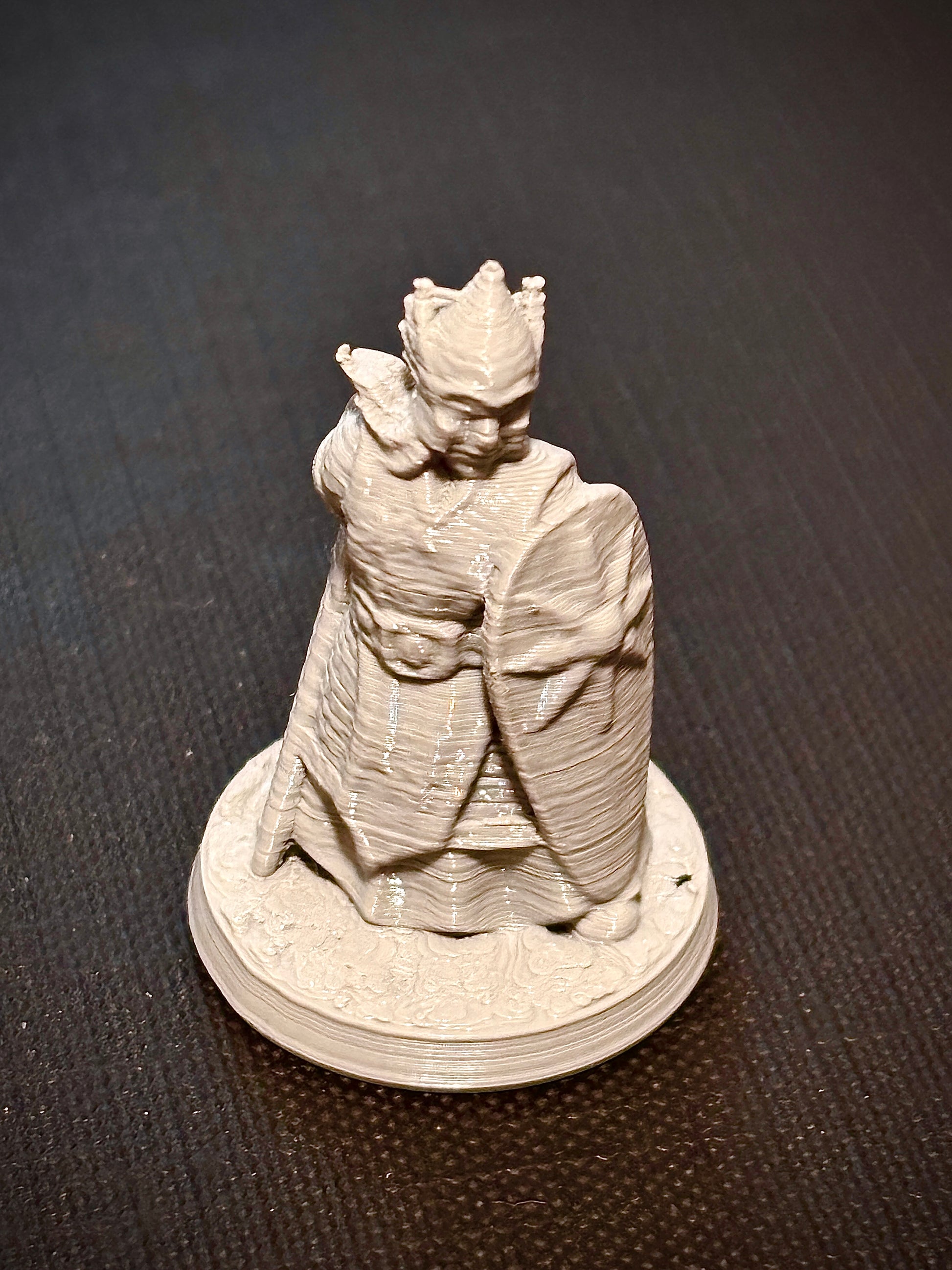 Elfa Cavaleira de Escudo - Vista frontal