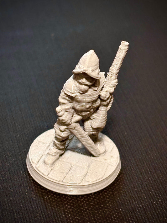 Humano Mosqueteiro com Espada - Vista frontal